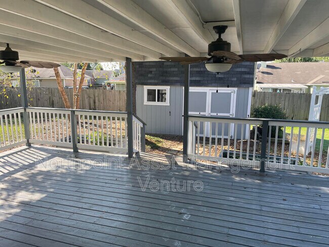 Building Photo - 1231 Breezy Gate Dr