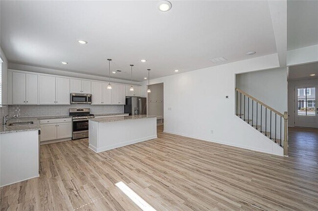 Foto del edificio - 109 Everett Sq