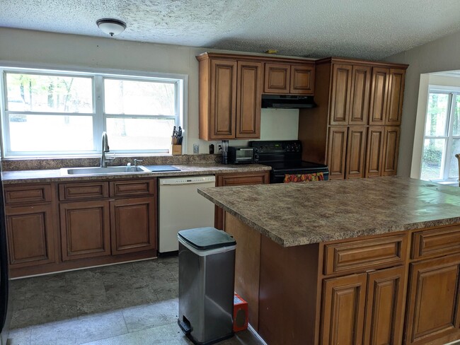 Building Photo - 12527 Brimstone Trl