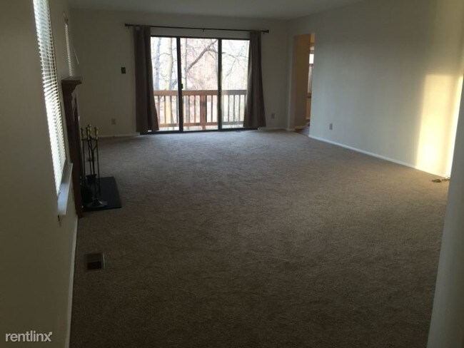 Building Photo - 2 br, 2 bath Condo - 3701 Chadbury Road