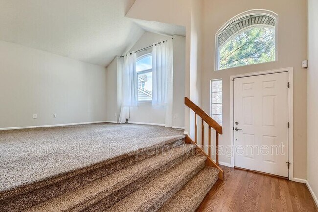 Building Photo - 3764 Seramonte Dr