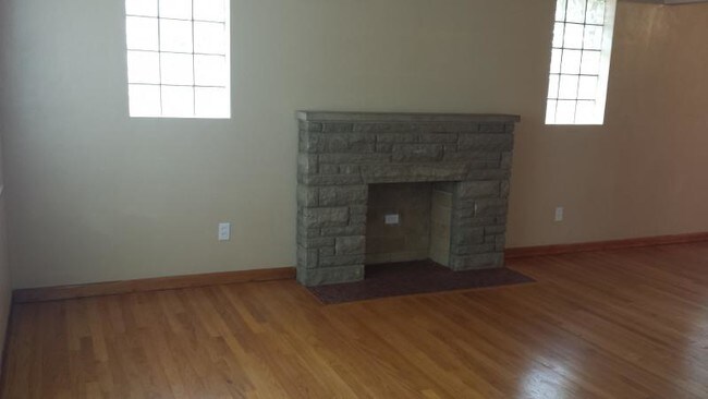 Building Photo - 2290 PATTERSON RD.