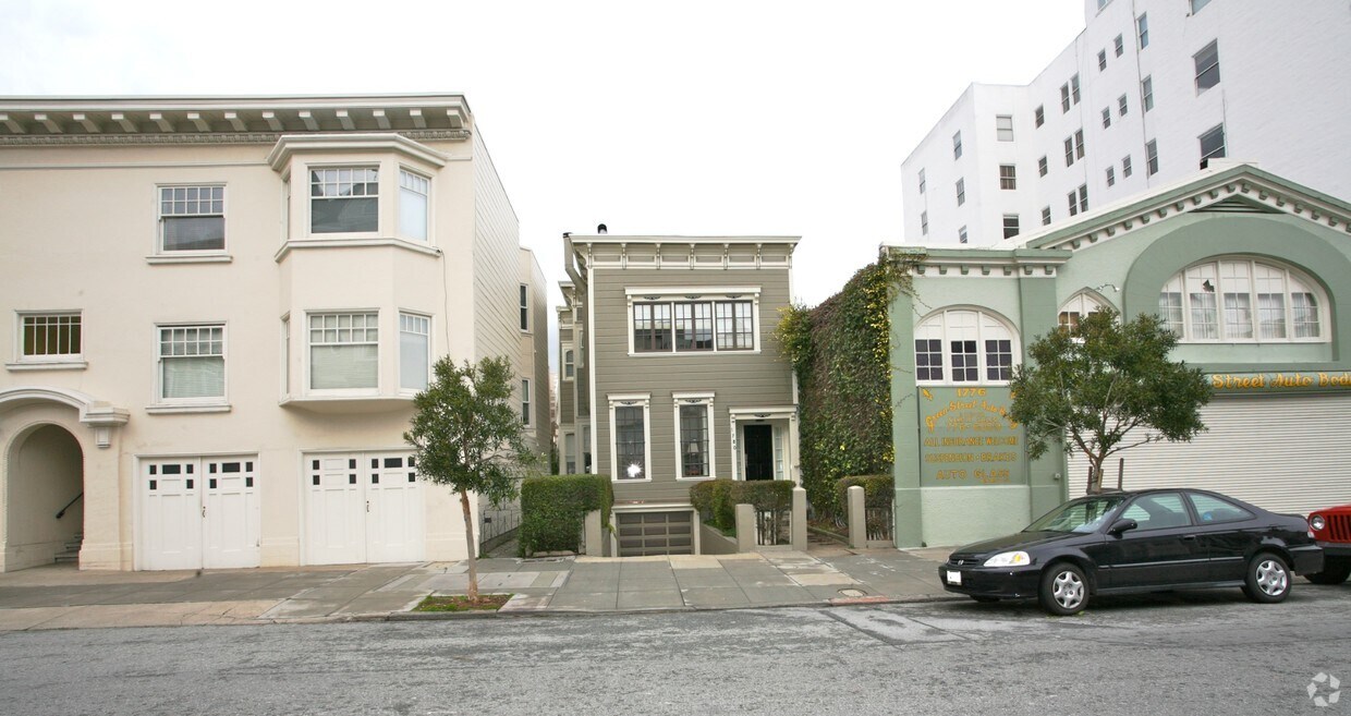 Primary Photo - 1778-1780 Green St