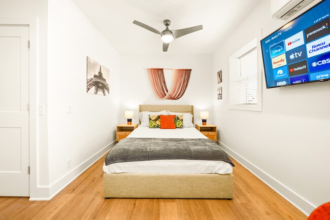 Building Photo - 4245 Troost Ave