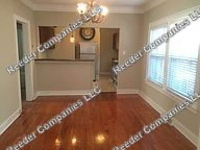 Building Photo - Newly remodeled 2 Bedroom house