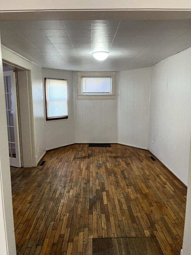 Foto del edificio - 708 S Santa Fe Ave