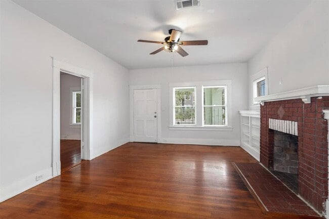 Building Photo - 1601 Holman St