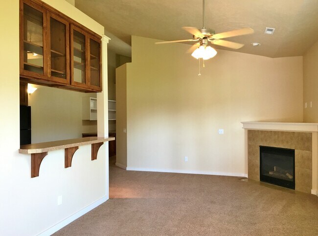 Foto del edificio - Adorable 2bd 2ba condo in the Charter Poin...