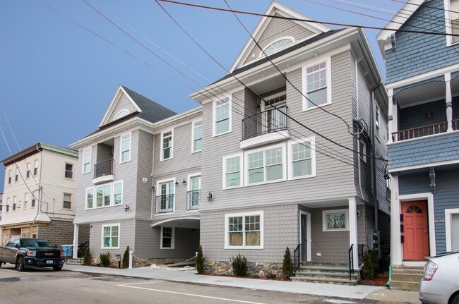 Building Photo - Yachting Village