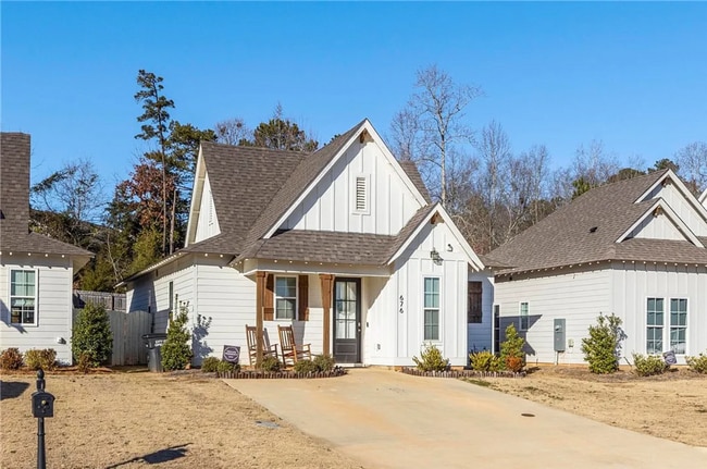 Building Photo - Fox Run Village Rental