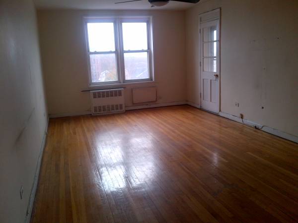 Building Photo - 2265 Gerritsen Ave