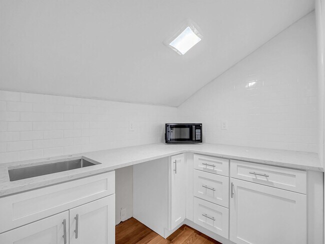 Foto del edificio - 107 Great Rd