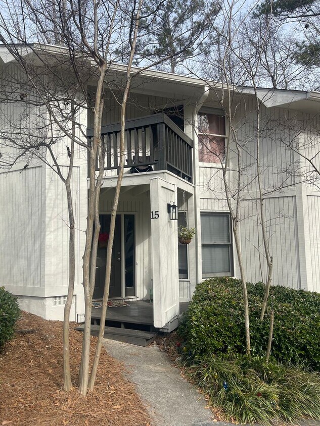 Foto principal - 429 Moores Mill Rd