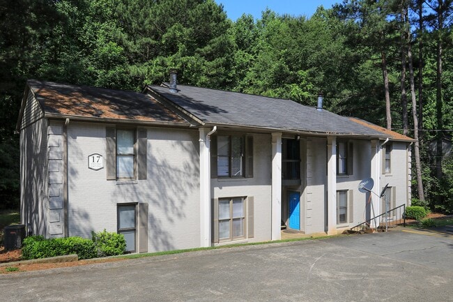 Building Photo - Britain Village