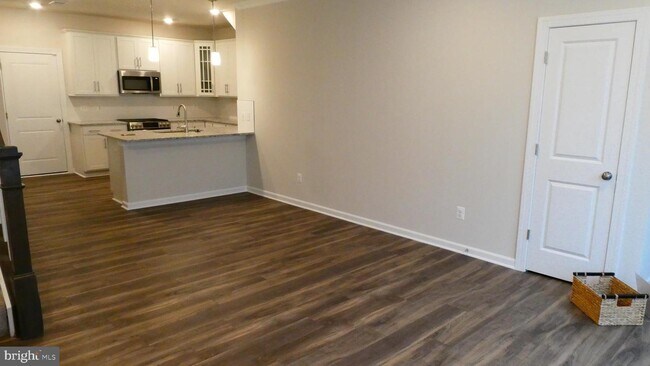 Foto del edificio - 2329 Stephanie Tessa Ln