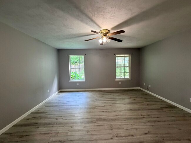Foto del edificio - 7328 Hollis St