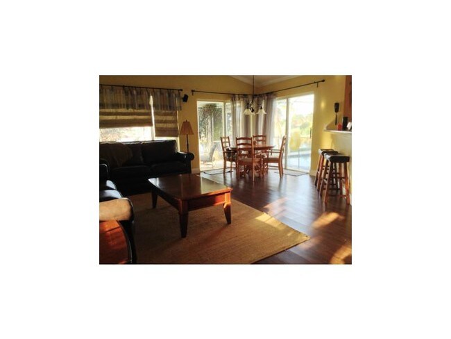 Foto del edificio - 10220 SW 13th St