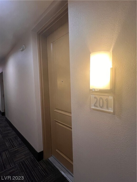 Foto del edificio - 23 E Agate Ave