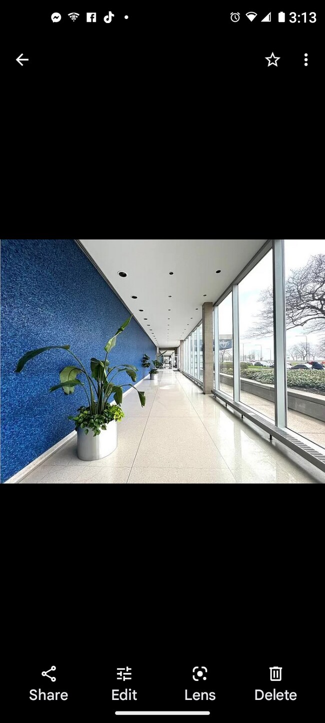 North Tower Promenade - 4800 S Chicago Beach Dr