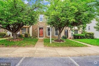 Building Photo - 10613 Greta Lynn Ct