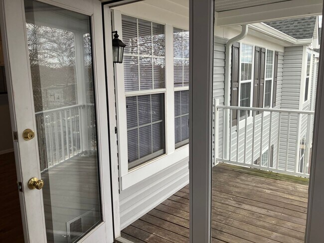 Foto del edificio - 88 Laurel Path Ct