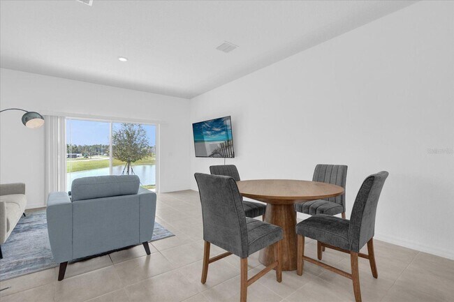 Foto del edificio - 3221 Skyline Lp