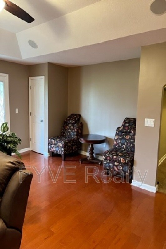 Foto del edificio - 2250 McCleary Rd