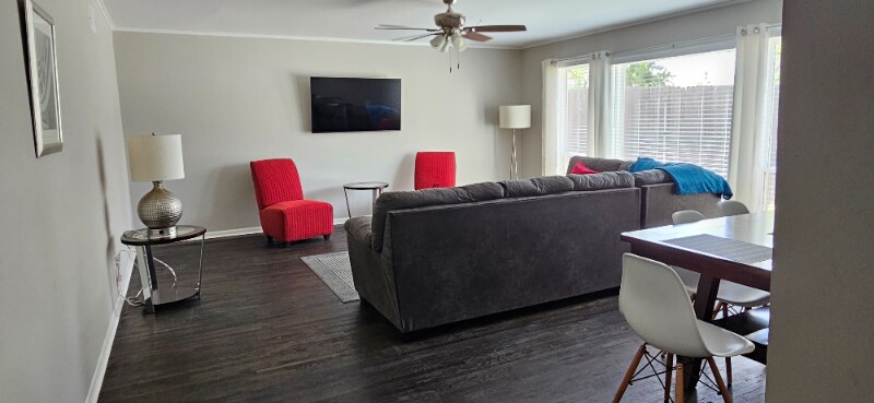 Foto principal - 5920 E 23rd St