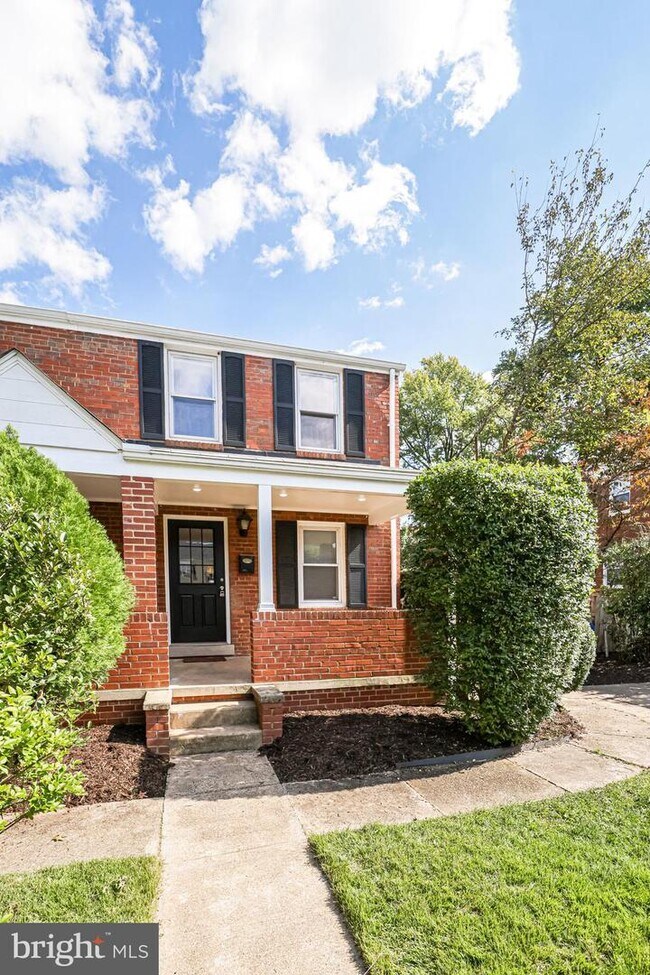 2840 Fairhaven Ave, Alexandria, VA 22303 House Rental in Alexandria