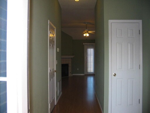 Building Photo - 1265 S China Berry Ln