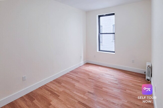 Building Photo - 30 Post Ave