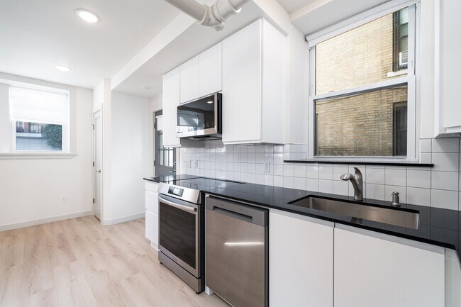 Foto del edificio - 50 Reservoir Ave