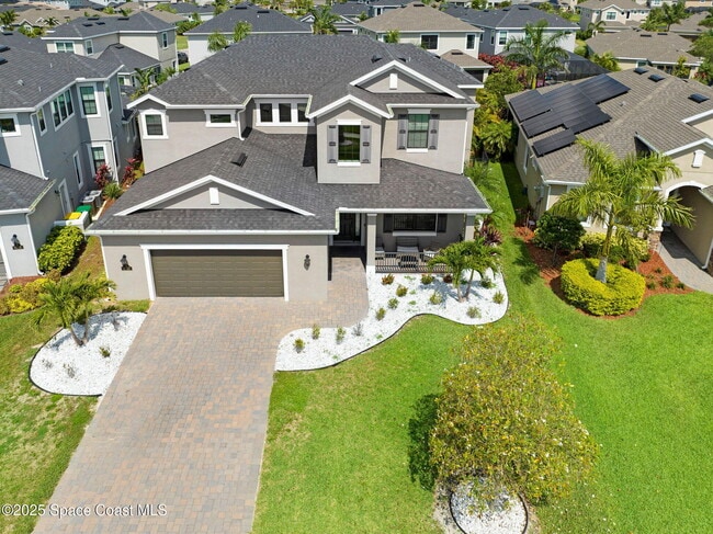 Building Photo - 8212 Paragrass Ave