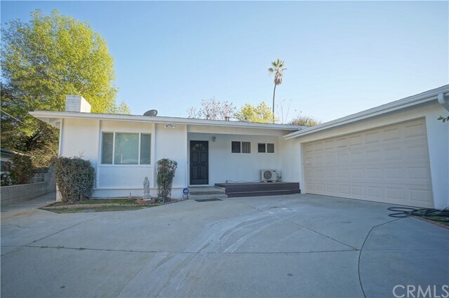 Primary Photo - 890 Metro Dr