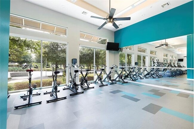 Foto del edificio - 4602 Mueller Blvd