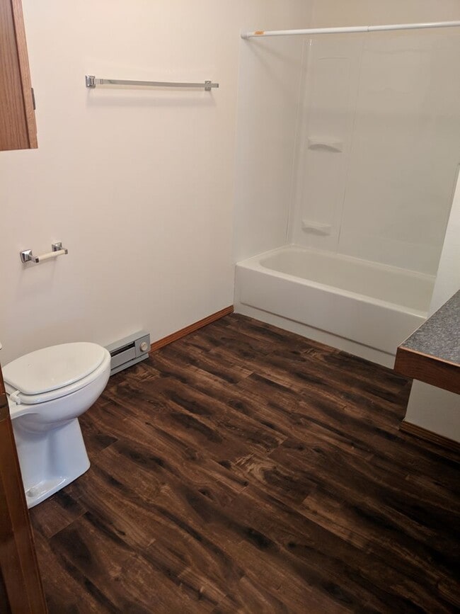 Building Photo - STUDIO WITH BONUS STORAGE