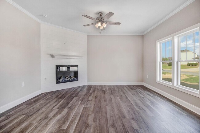 Foto del edificio - 312 Kingston Cir