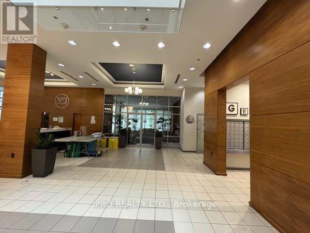 Photo du bâtiment - 33-1533 Elm Dr W
