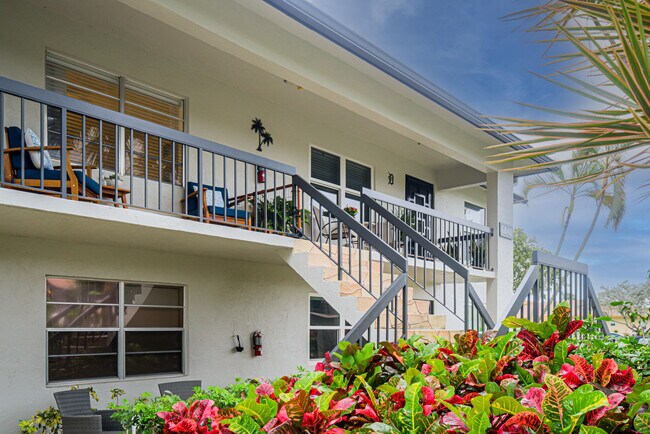 Foto del edificio - 5840 Sugar Palm Ct