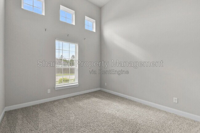 Foto del edificio - 28080 Woodland Bend Way