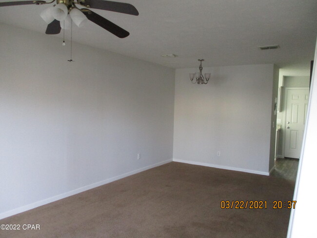 Building Photo - 1218 Stephen Dr
