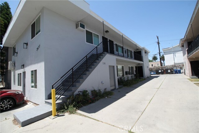 Primary Photo - 2677 Orchard Ave.