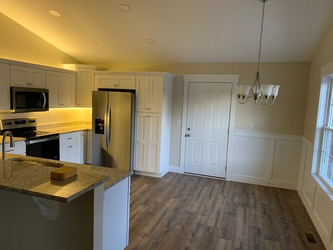 Foto del edificio - 1566 Thurman Rd