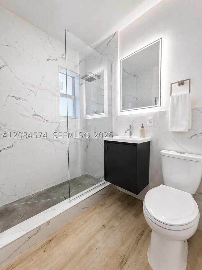 Foto del edificio - 6330 SW 79th St