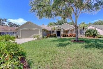 Building Photo - 4240 Wood Haven Dr