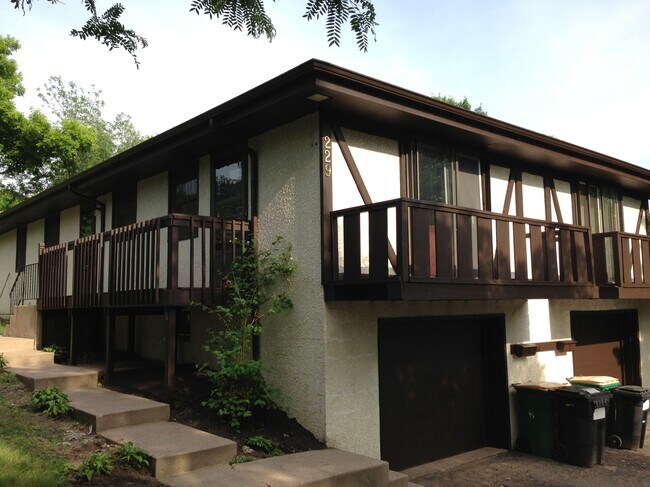 Foto del edificio - 229 21st Ave N