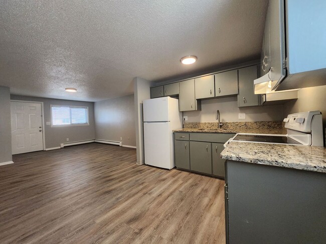 Building Photo - 7125 Alegre Cir