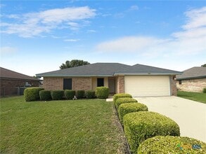 Building Photo - 1604 Mamye Jane Dr