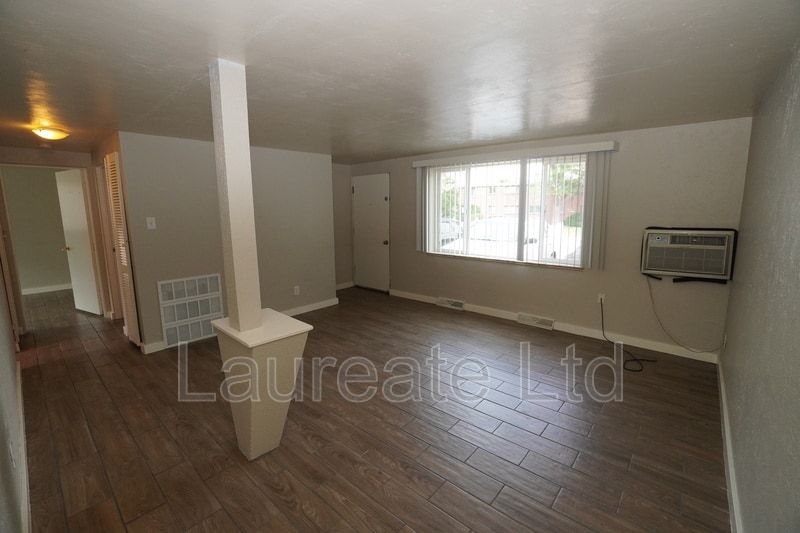 Photo - 679 Miller Ct