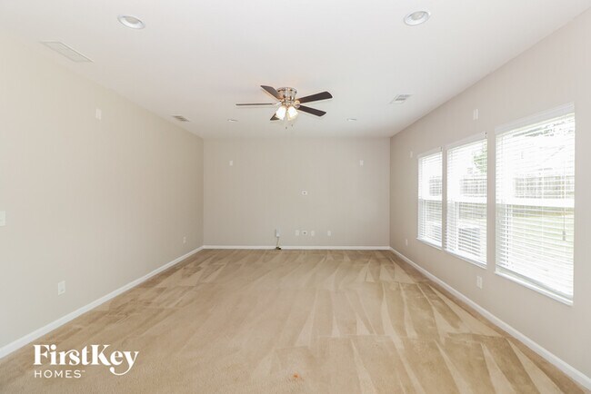 Foto del edificio - 1469 Avalon Creek Rd
